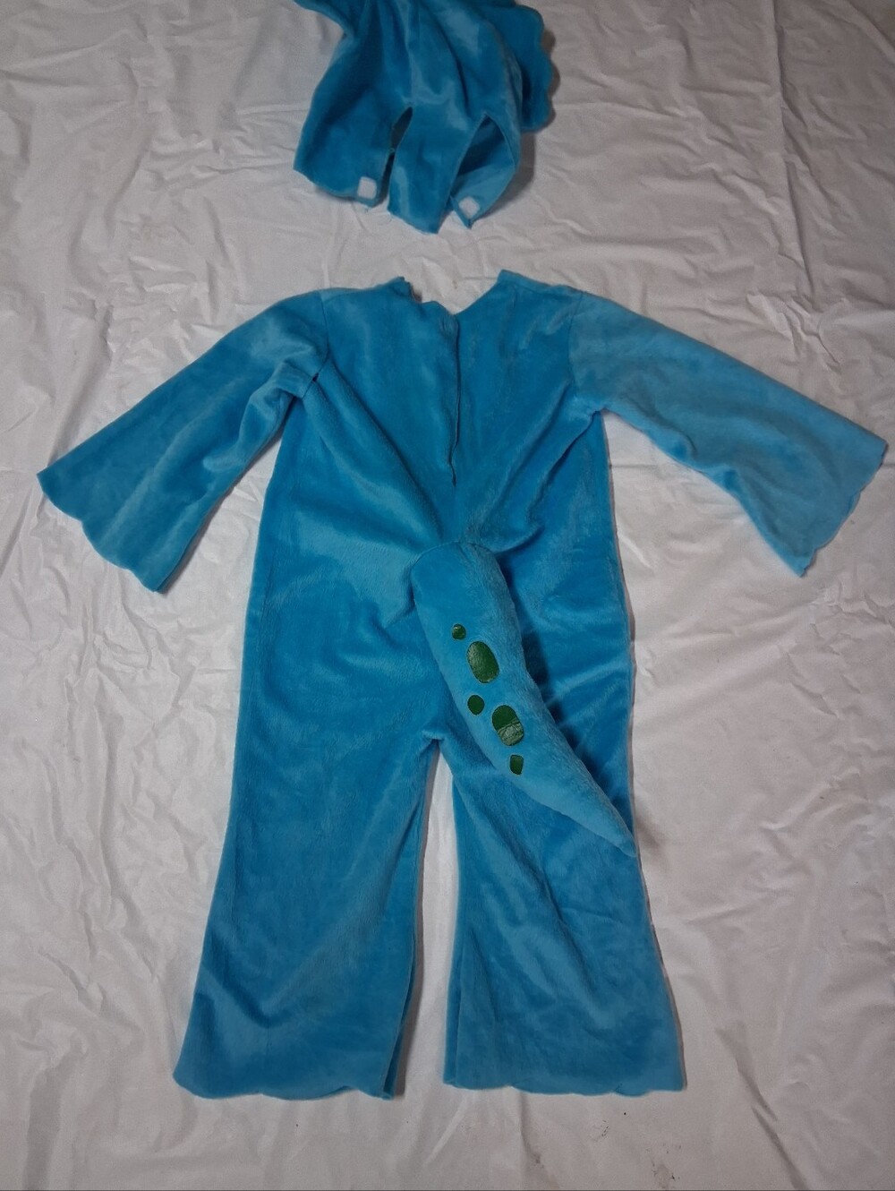 Blue Dinosaur Kids Costume with Green Accents Size 2-3T Preowned - Picture 6 of 10